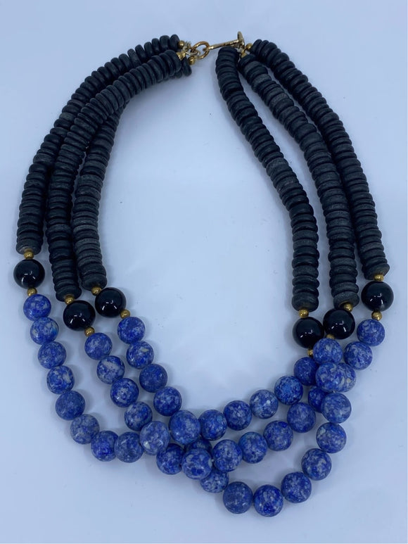 80-90’s Blue and black beaded layered choker necklace