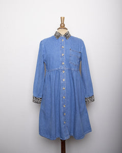 1990's Denim long sleeve button down dress with faux leopard collar and cuffs