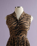 1950's Tiger striped sleeveless shirt waist dress